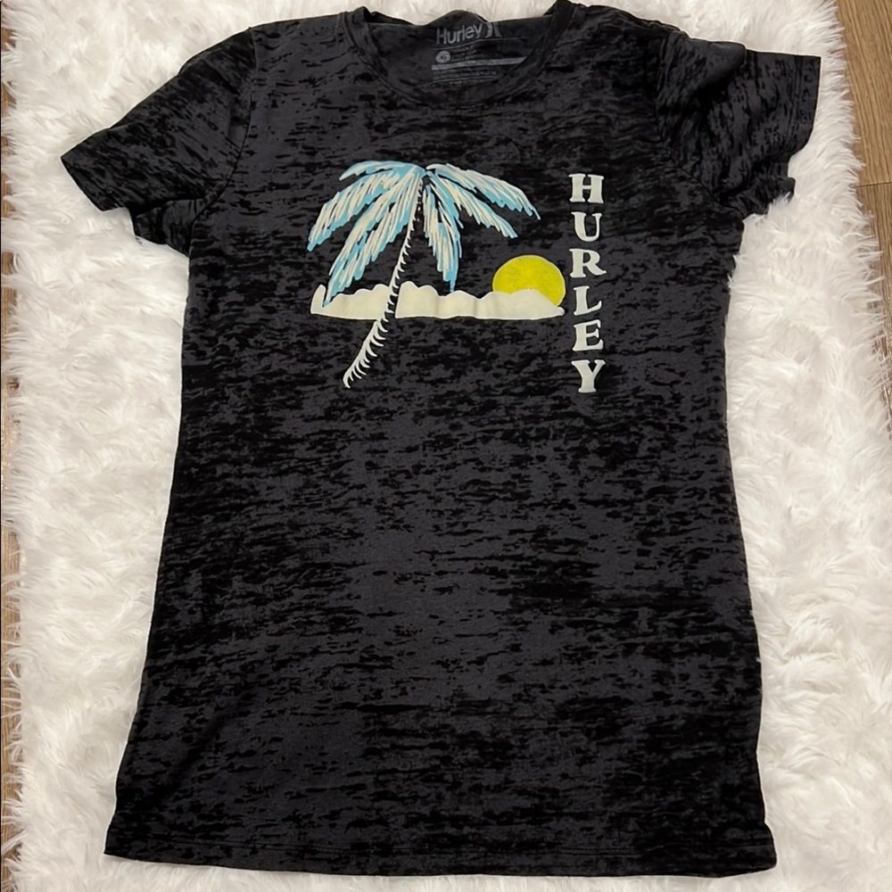 Hurley Fitted Black Tee with Palm and Sun Graphic
